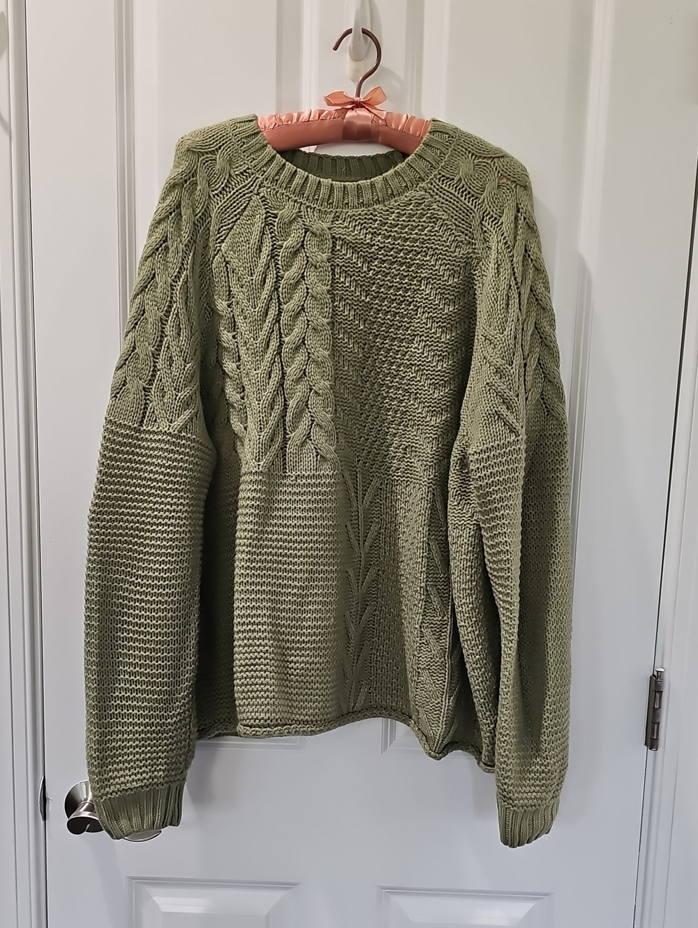 Time and Tru Olive Green Cable Knit Crewneck Sweater